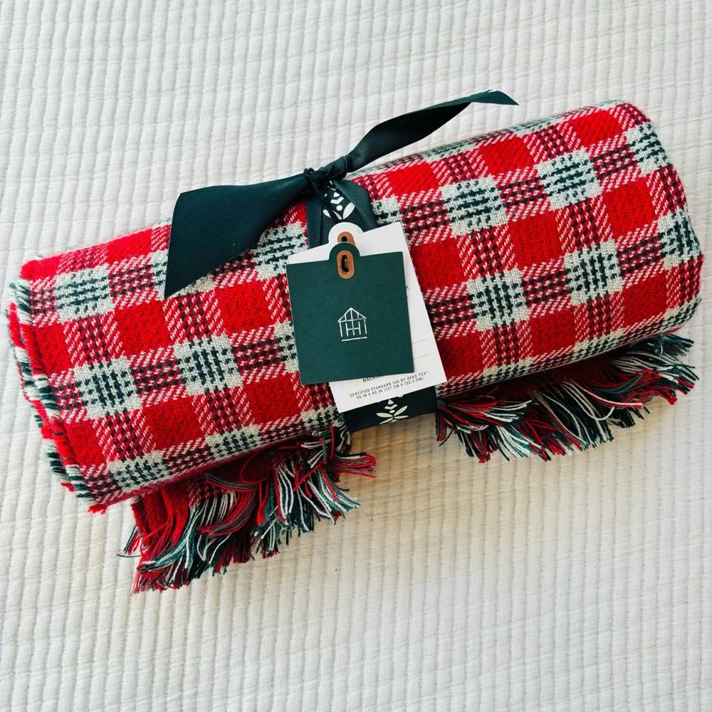 Hearth & Hand with Magnolia 50x60 Vintage Plaid Reversible Brushed Woven Throw